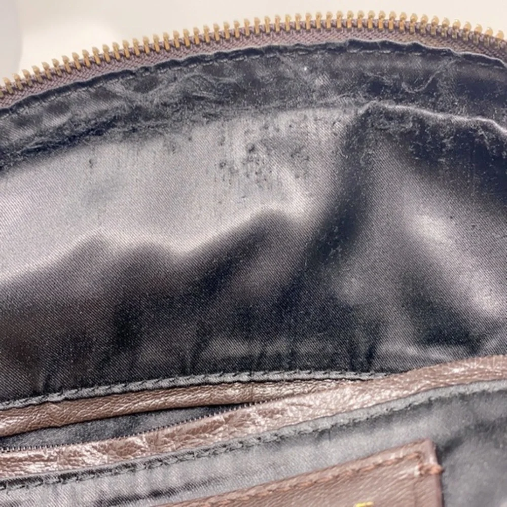 Yves Saint Laurent  Leather Oversized Muse Bag - Picture 14 of 15